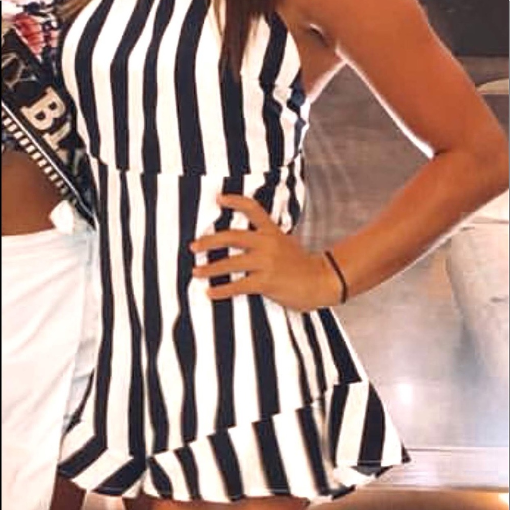 TOGS BLUE & WHITE tie romper